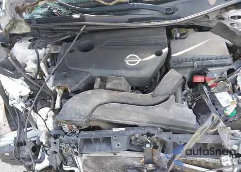 2015 Nissan Altima 2.5/2.5 S/2.5 Sl/2.5 Sv z USA, uszkodzony, nr VIN 1N4AL3AP9FC440062